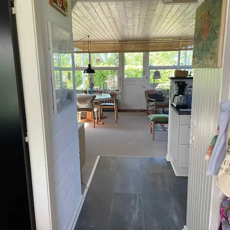 Holiday home Lovely Retreat Close To The Water,